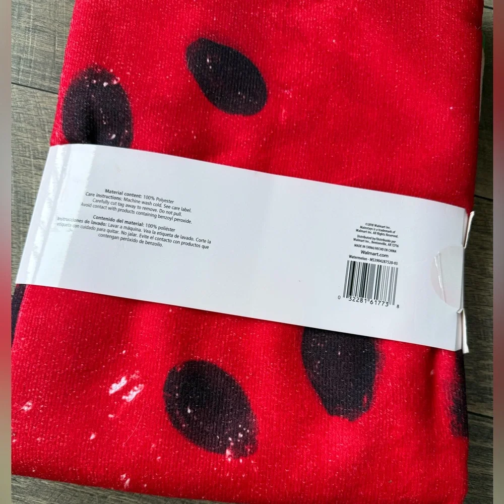NWT Round Watermelon Beach Towel Microfiber Red Green 58” Diameter